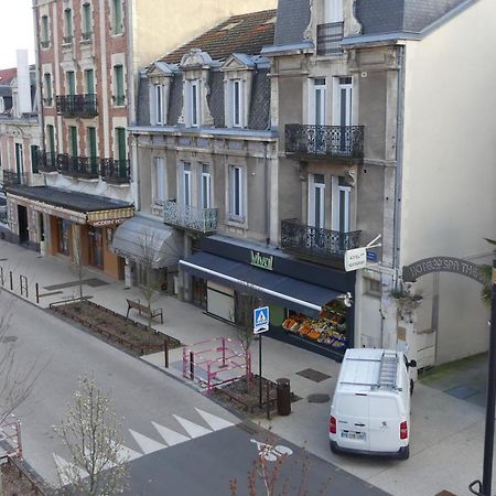 Le Puy De Dome - 1 Chambre - Clim Châtel-Guyon Exterior foto
