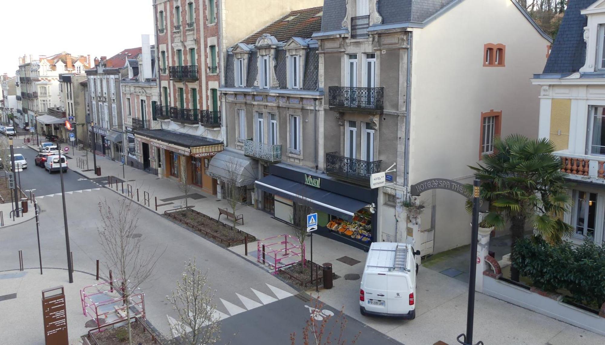 Le Puy De Dome - 1 Chambre - Clim Châtel-Guyon Exterior foto